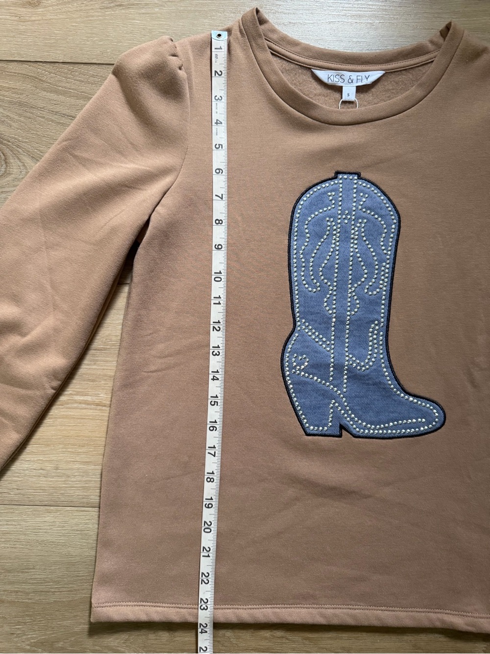 KISS & FLY Denim Boot Sweatshirt NWT - Picture 4 of 6
